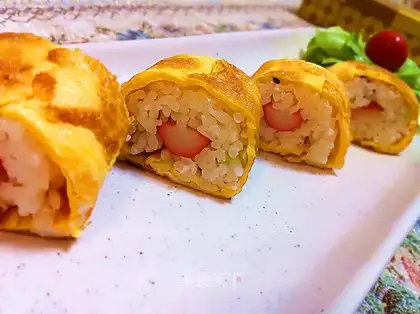 Egg skin sushi