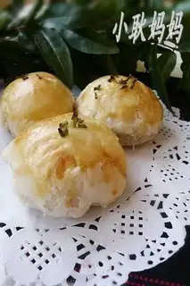 Oolong meringue patty