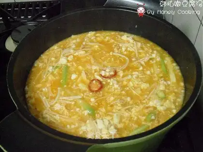 Korean tender tofu soup