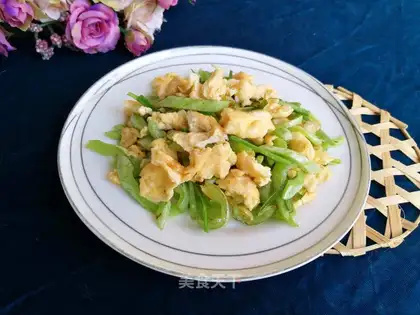 Snake beans, duck eggs