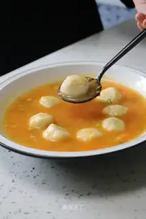 Tomato skating balls