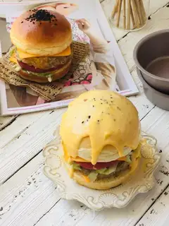 Cheese Falls Burger