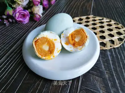 It's oily duck eggs