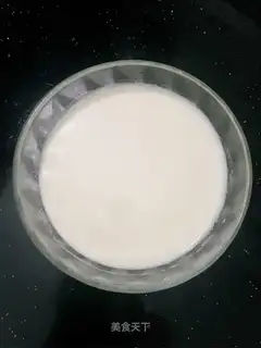 Big white rabbit sugar pudding