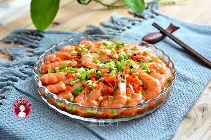 A big shrimp fan