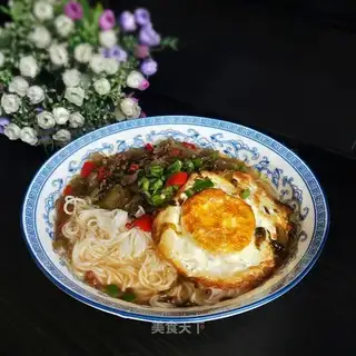 Sour eggs and rice powder