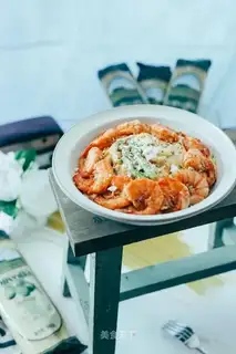 Garlic shrimp white pasta