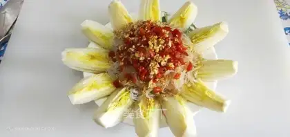 Garlic fan dolls