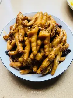 Chicken claws