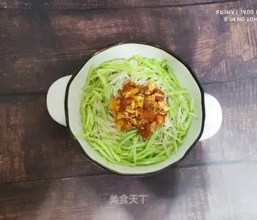 Tomato egg noodles