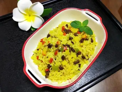 Curry beef fried rice