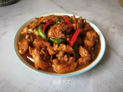 Chicken pieces of sauce
