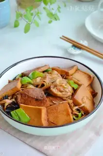Red burning tofu
