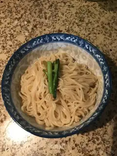 Onion noodles
