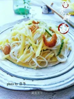 It's a lot of noodles