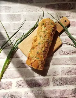 Meat pine rolls