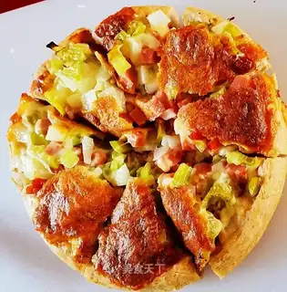 Ham pizza