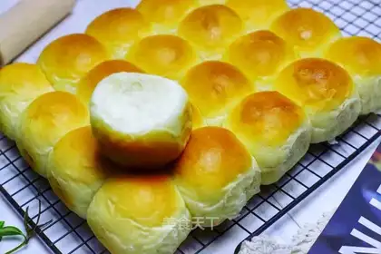 Yogurt snack