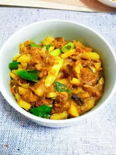 Cheese and potatoes