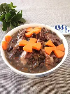 Black bean duck bone