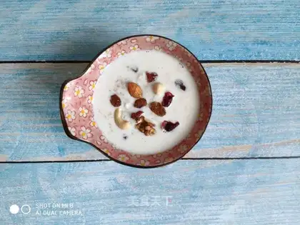Milk oatmeal