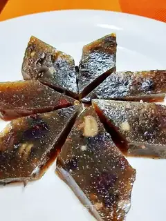 Red bean hoof cake