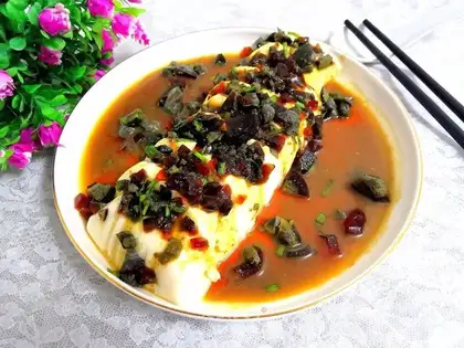 Eggs and tofu