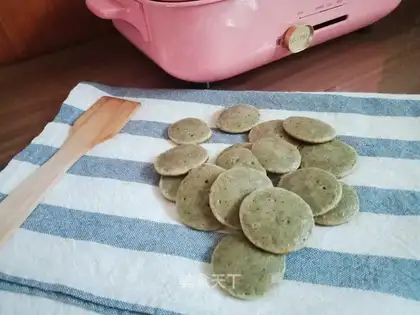 Quinoa black sesame muffins