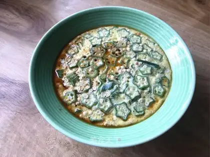 Autumn steamed eggs