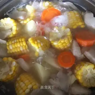 Corn stew pork soup