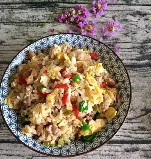 Onion fried rice
