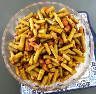 Chicken fried sour beans