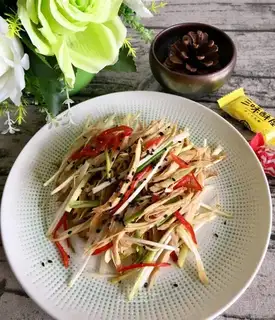 Chicken silk onions