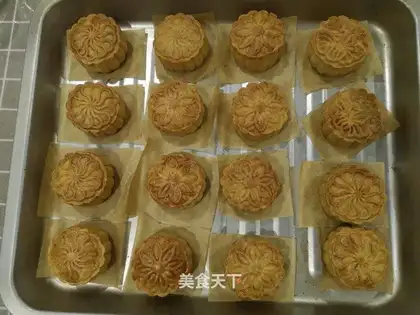 Mid-Autumn Mooncake
