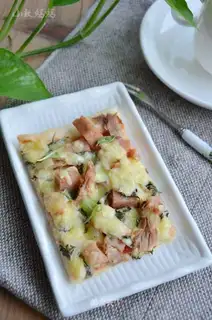 The tuna roal pizza