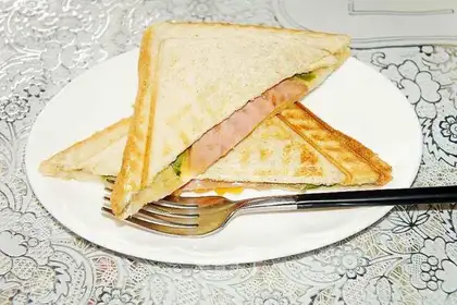 Ham fruit sandwich