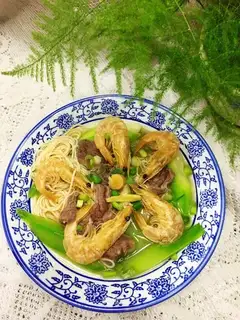 Fresh beef noodles