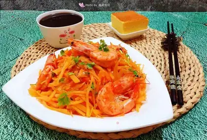 Shrimp fried potatoes