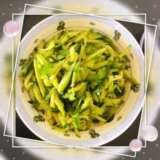 Green peppers and pumpkins