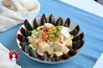 Frozen eggs and tofu