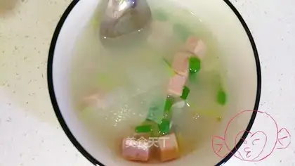 Ham melon soup