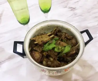 Red lamb chops