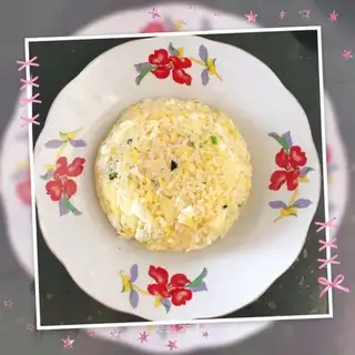 Pineapple fried egg rice