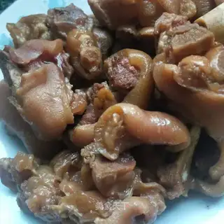 Pork hoof