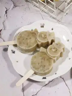 Milky green bean popsicle