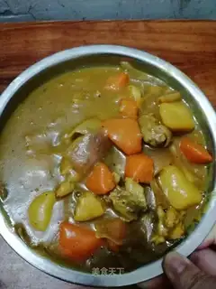 Curry chicken