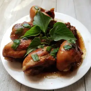 Lazy people burn chicken legs