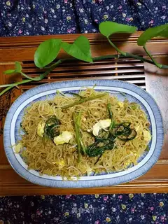 Meat and eggs fried rice powder