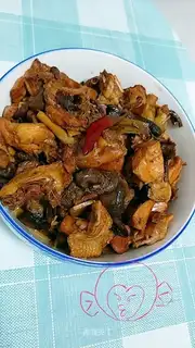 Wild mushroom stew chicken