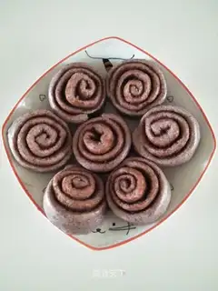 Black-meat rolls